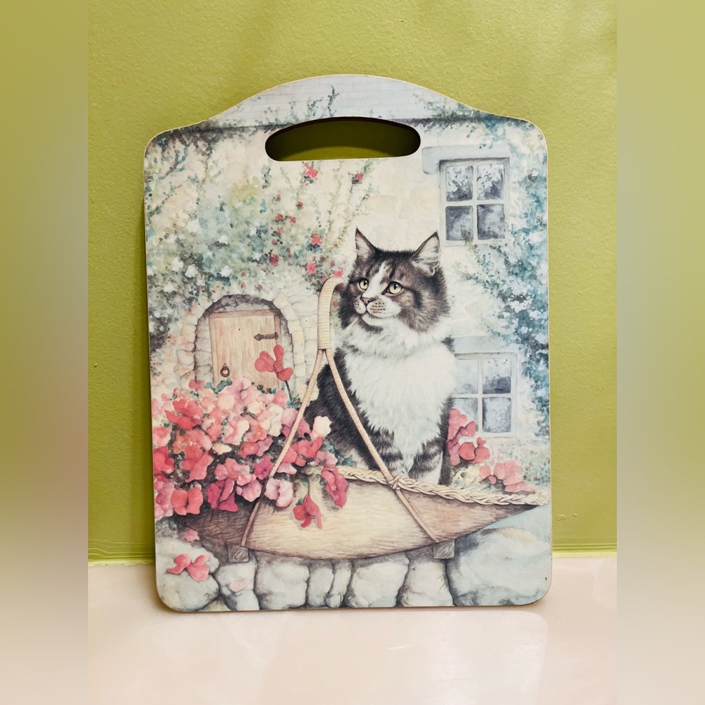 Vtg Cloverleaf Melamine Cutting Board – Cat In Basket, Kitchen Decor, England